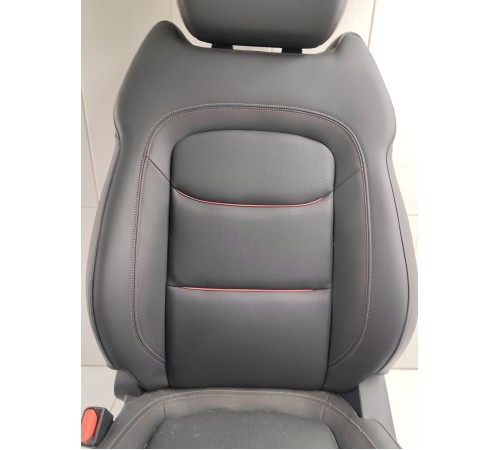 Сиденье переднее левое