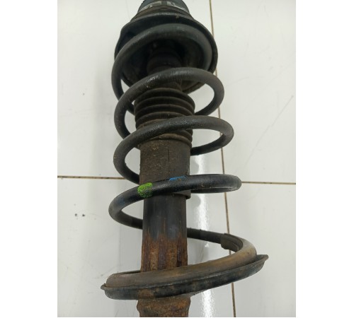 Амортизатор передний правый