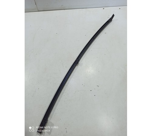 Уплотнитель двери(задний левый)