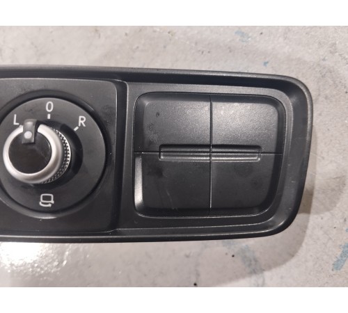 Блок управления корректора фар\управления зеркалом