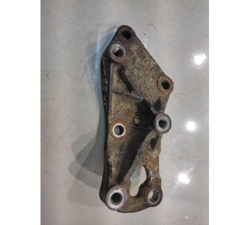 Кронштейн АКПП