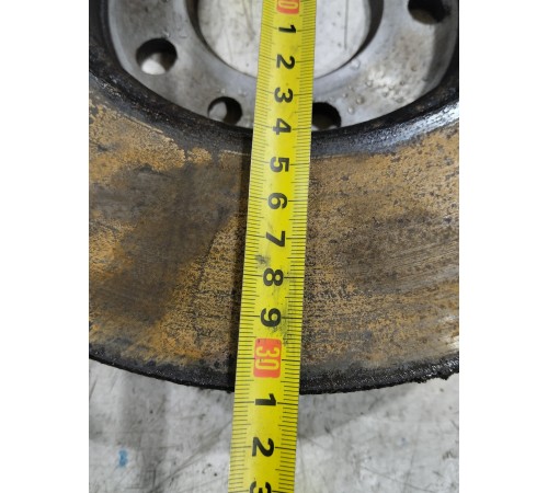 Тормозной диск передний левый