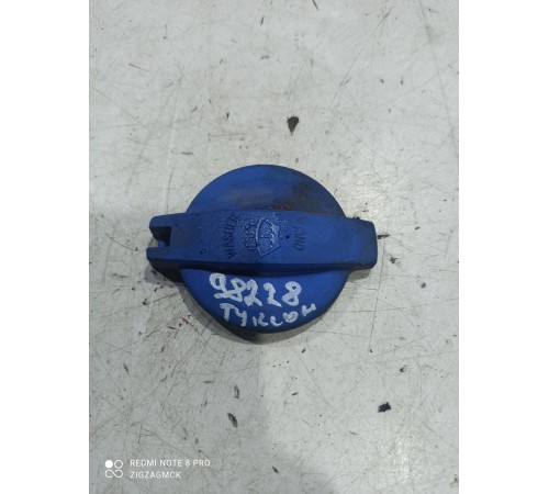 Крышка бачка омывателя