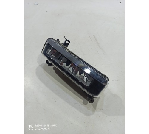 Фара противотуманная (передняя правая)