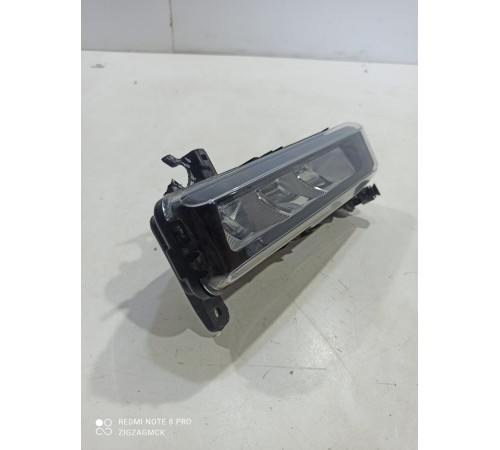 Фара противотуманная (передняя правая)