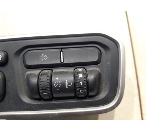 Блок управления светом фар/зеркалами