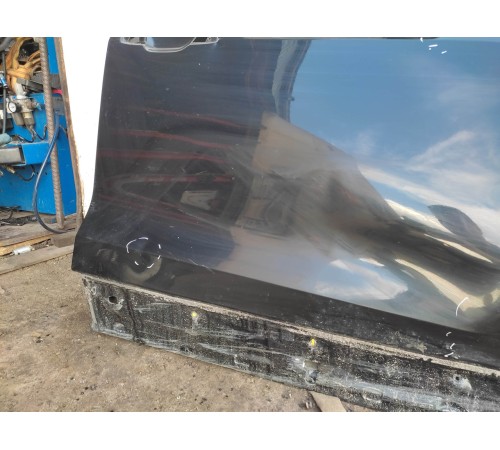 Дверь(передняя правая)