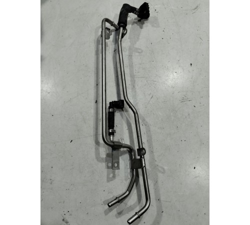 Патрубок системы охлаждения (металлический)