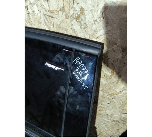 Дверь задняя правая в сборе