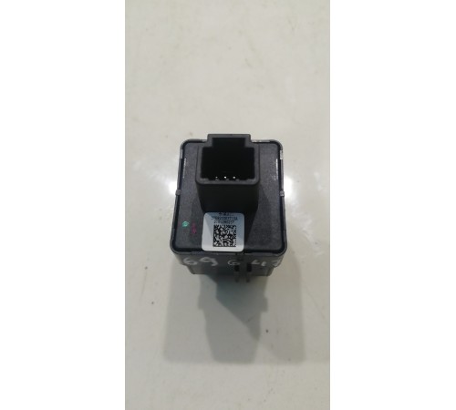 Кнопка подогрева сиденья (задняя,правая)