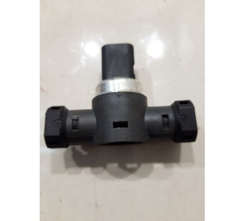 Датчик давления топлива