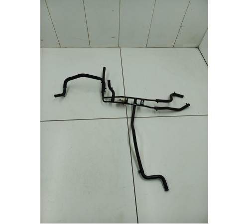 Патрубок системы охлаждения металический