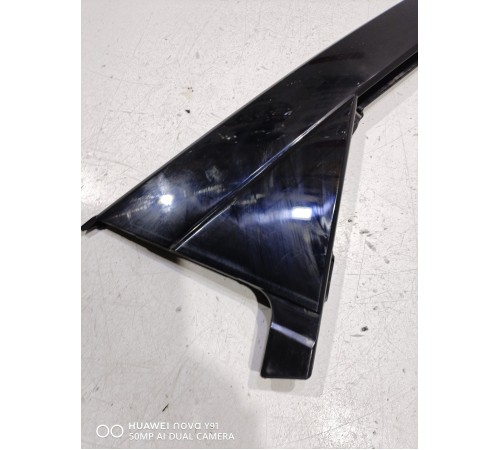 Накладка двери (задняя правая)