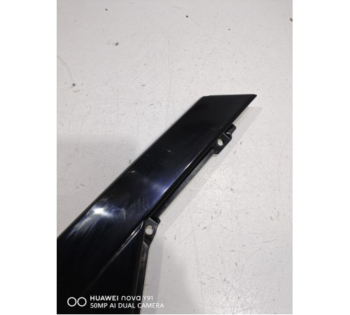 Накладка двери (задняя правая)