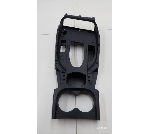 Накладка центральной консоли