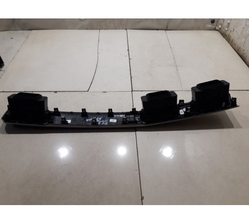 Накладка торпедо декоративная