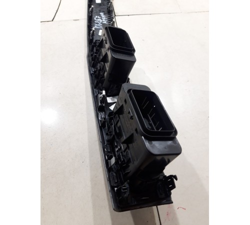 Накладка торпедо декоративная