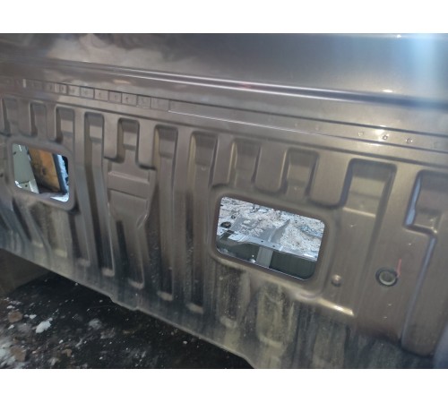 Задняя стенка кузова