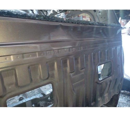 Задняя стенка кузова