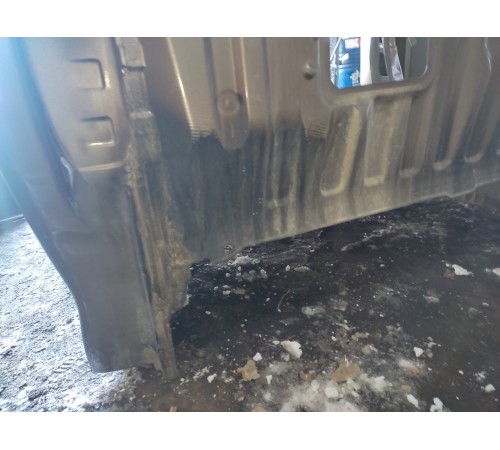 Задняя стенка кузова