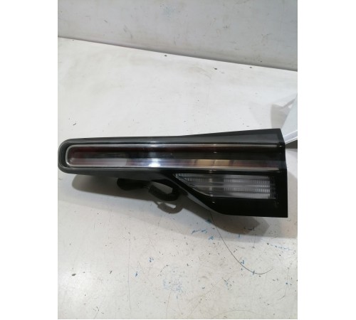 Фонарь задний правый внутренний