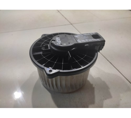 Моторчик отопителя (задний)