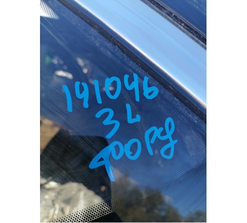 Глухое стекло кузова левое, форточка