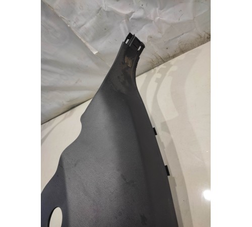 Обшивка багажника (правая)