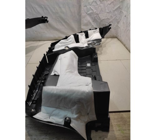 Обшивка багажника (правая)