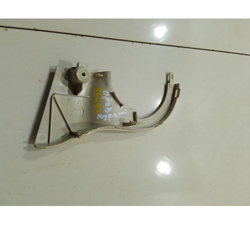 Накладка держателя спинки сиденья (передняя левая правая)