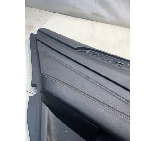 Обшивка двери (задняя, левая)