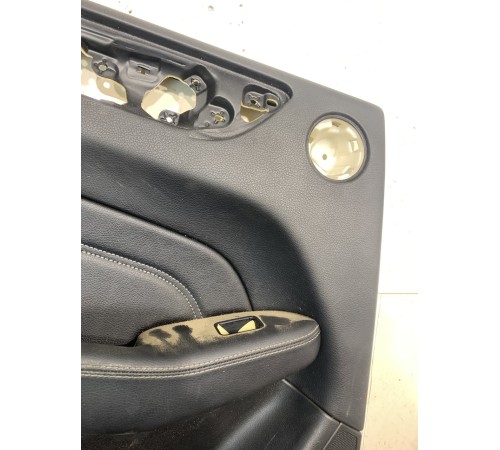 Обшивка двери (задняя, левая)