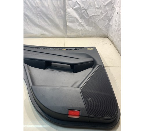 Обшивка двери (задняя, левая)