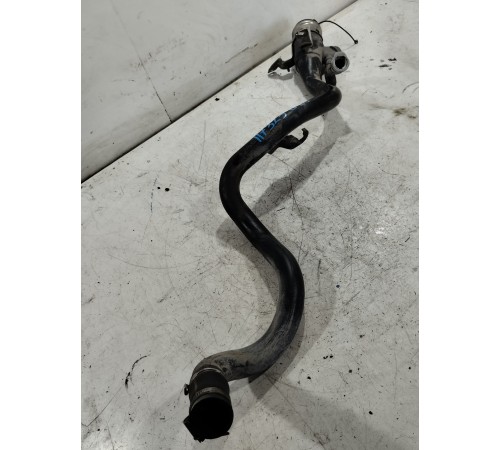 Горловина топливного бака