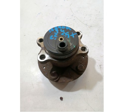 Ступица задняя левая