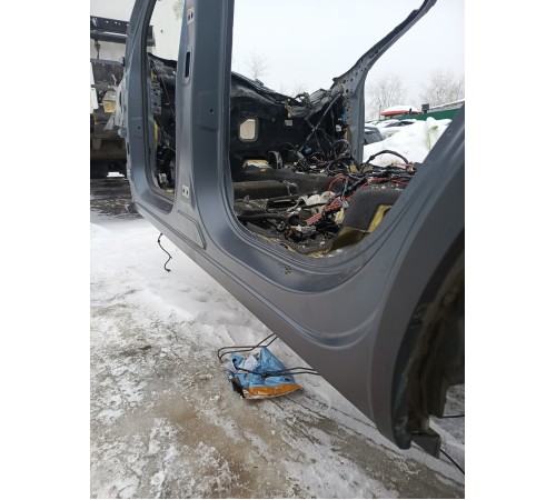 Порог со стойкой левый