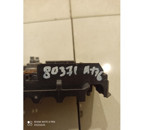 Блок силовых предохранителей(распределитель тока)