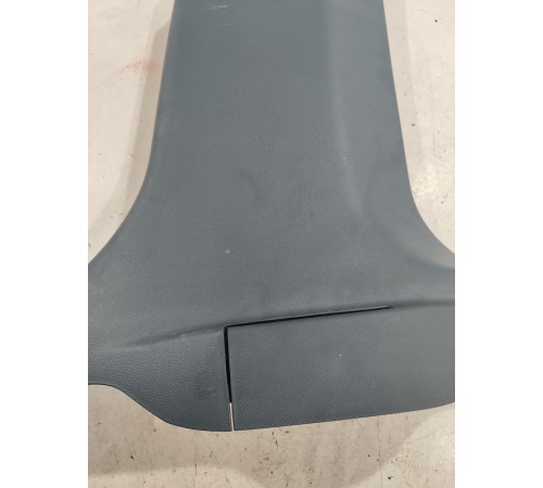 Обшивка центральной стойки(правая нижняя)