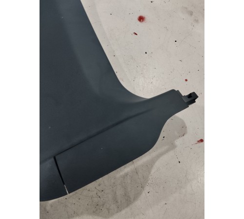 Обшивка центральной стойки(правая нижняя)