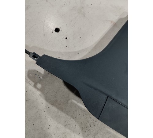 Обшивка центральной стойки(правая нижняя)