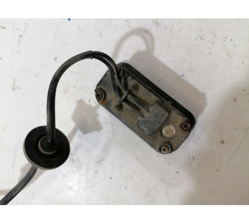 Кнопка открывания багажника