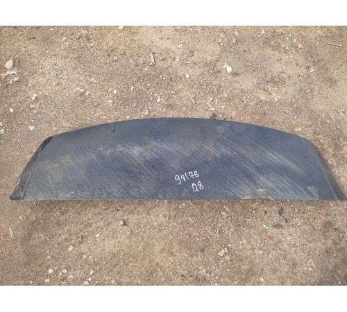 Спойлер крышки багажника