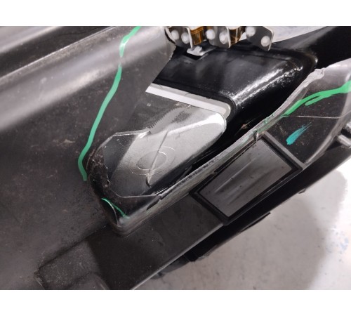 Фара передняя правая