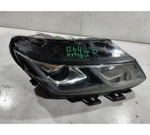 Фара передняя правая