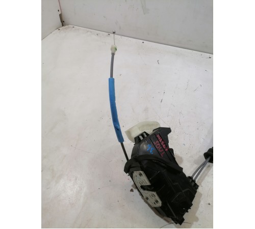 Замок двери задний левый