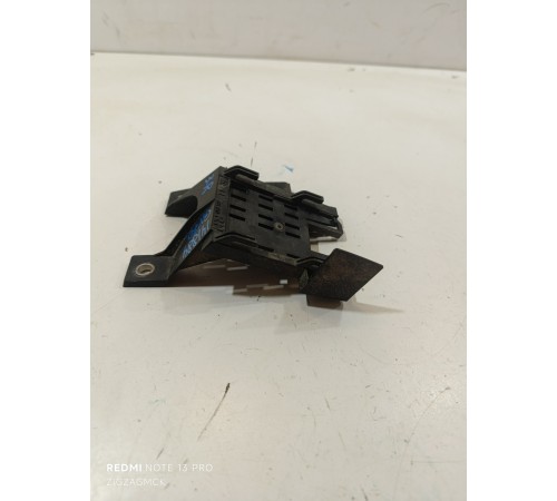 Кронштейн блока слепых зон задний правый