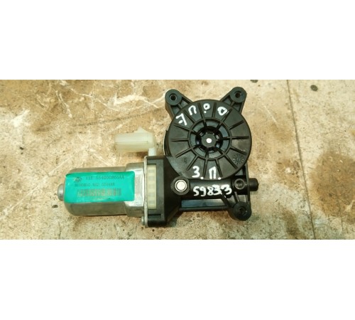 Моторчик стеклоподъемника задний правый