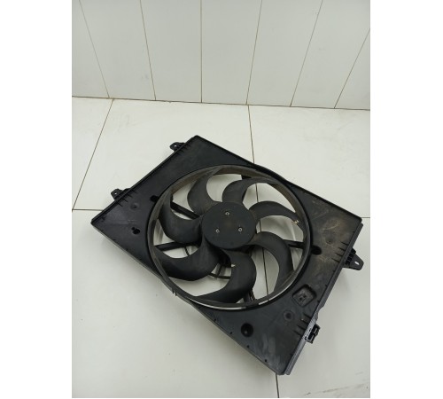 Вентилятор охлаждения радиатора (диффузор)