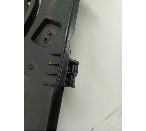 Вентилятор охлаждения радиатора (диффузор)