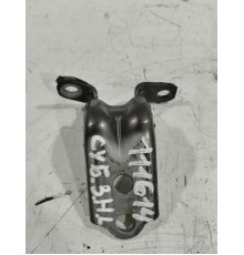 Петля двери(задняя левая нижняя)